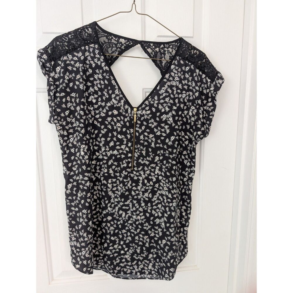 Express Women's Short Sleeve Black Floral Blouse with Lace Shoulder - Size M